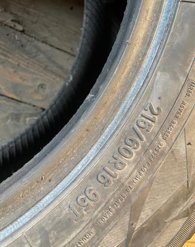 Toyo Observe G3-Ice 215/60 R16