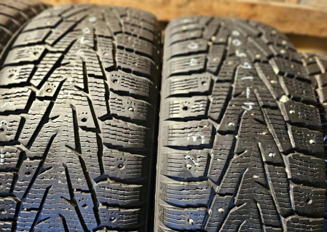 Nokian Tyres Hakkapeliitta 7 235/60 R17