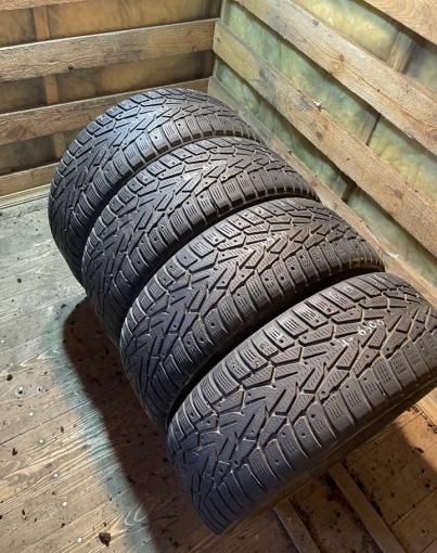 Nokian Tyres Hakkapeliitta 7 215/60 R16