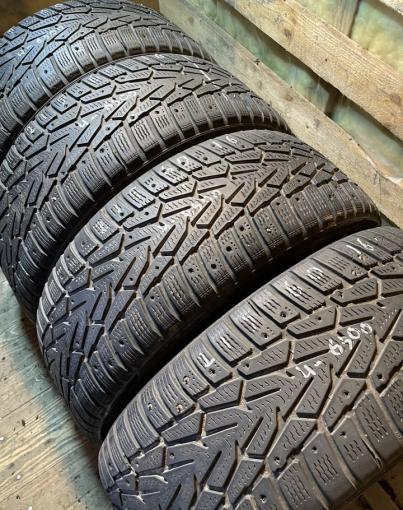 Nokian Tyres Hakkapeliitta 7 215/60 R16