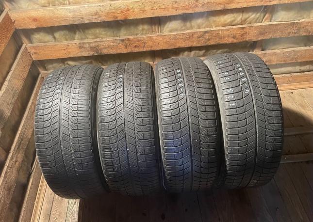 Michelin X-Ice XI3 225/55 R17