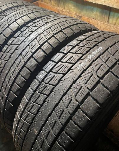 Dunlop Winter Maxx SJ8 235/60 R18