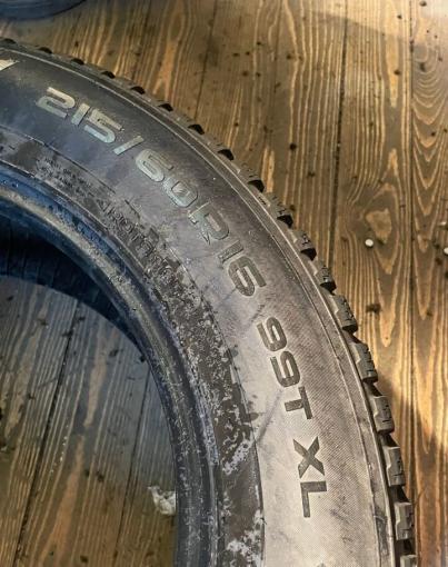 Nokian Tyres Hakkapeliitta 8 215/60 R16