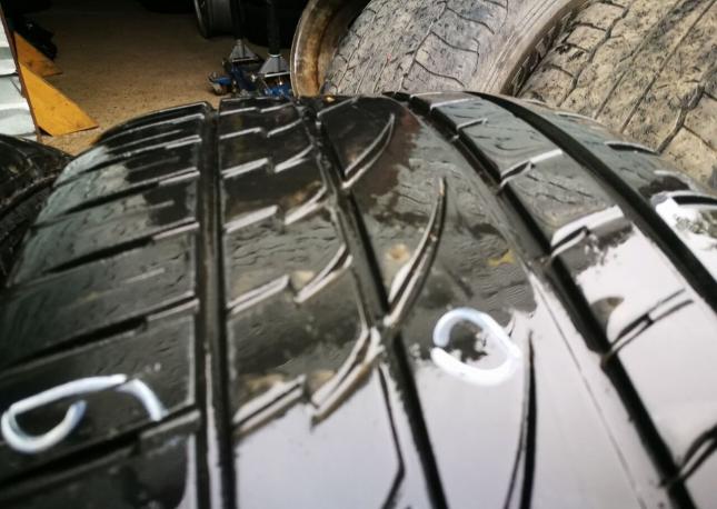 Continental CrossContact UHP 255/50 R19