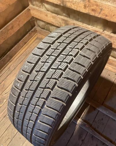 Goodyear Ice Navi Zea II 235/40 R19