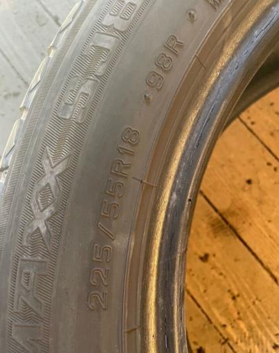 Dunlop Winter Maxx SJ8 225/55 R18