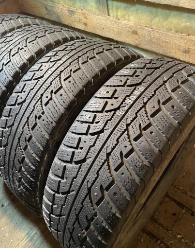 Kumho I&#39;Zen RV KC15 225/65 R17