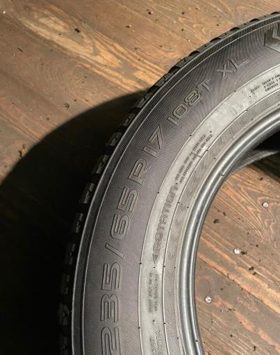 Nokian Tyres Hakkapeliitta 8 SUV 235/65 R17