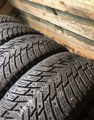 Nokian Tyres Hakkapeliitta 8 215/60 R16