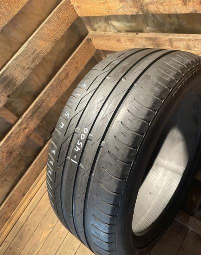 Bridgestone Turanza T001 235/45 R17