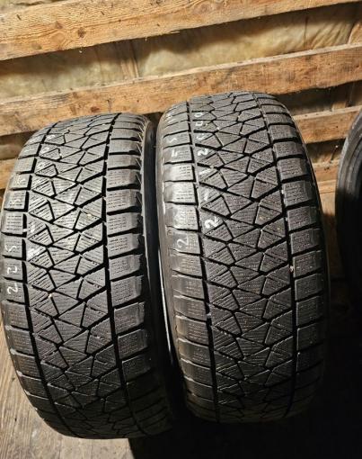 Bridgestone Blizzak DM-V2 225/55 R18