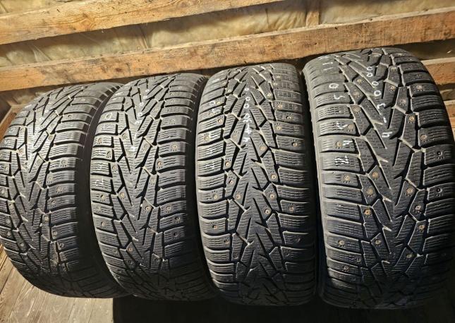 Nokian Tyres Hakkapeliitta 7 245/50 R18