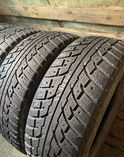 Kumho I&#39;Zen RV KC15 225/65 R17