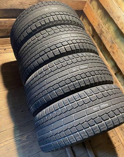 Yokohama Ice Guard IG20 235/55 R17