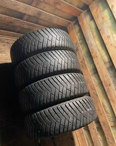 Goodyear Ultragrip Ice Arctic 225/65 R17