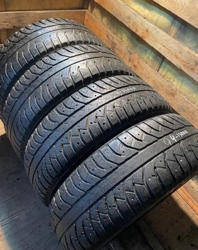 Bridgestone Ice Cruiser 7000 235/65 R17