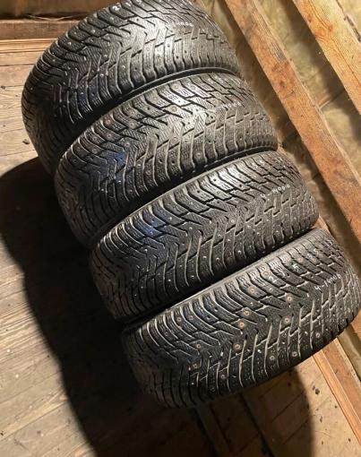 Nokian Tyres Hakkapeliitta 8 215/55 R17