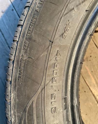 Goodyear EfficientGrip SUV 4x4 215/60 R17