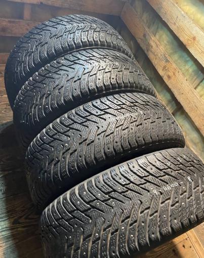 Nokian Tyres Hakkapeliitta 8 215/60 R16