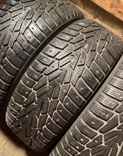 Nokian Tyres Hakkapeliitta 7 SUV 215/65 R16