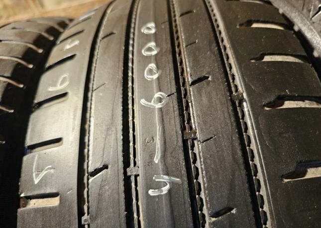 Nokian Tyres Hakka Blue 2 SUV 215/65 R16