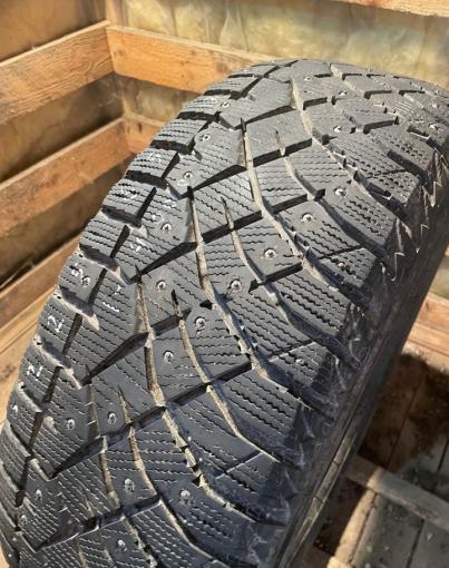 Nitto Therma Spike 225/65 R17