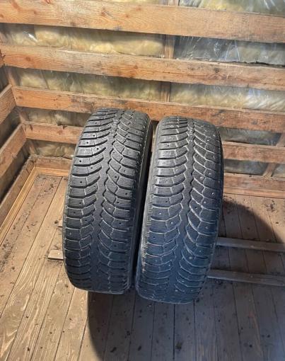 Bridgestone Blizzak Spike-01 235/65 R17