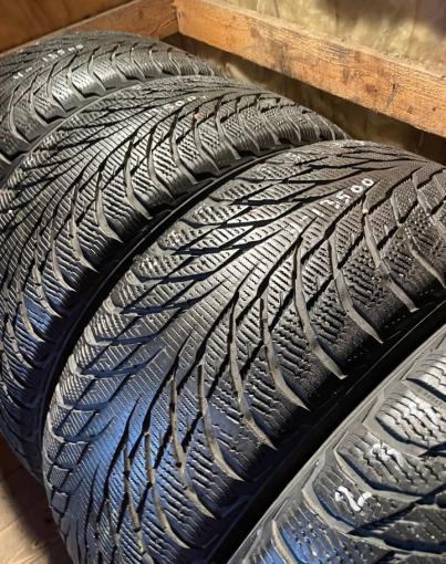 Nokian Tyres Hakkapeliitta R2 235/55 R17