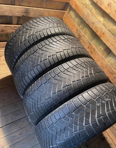 Pirelli Ice Zero FR 225/60 R18