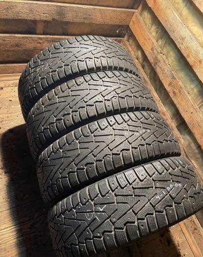 Pirelli Ice Zero 215/65 R16