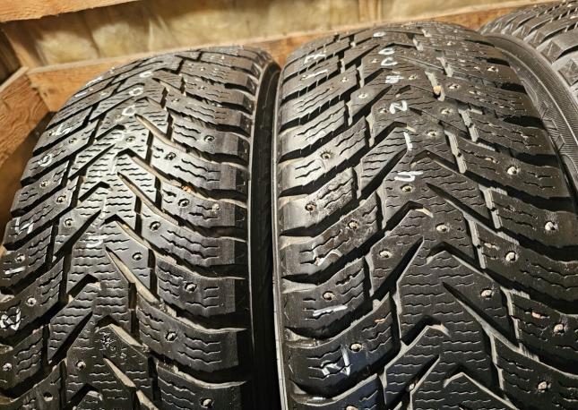 Nokian Tyres Hakkapeliitta 8 SUV 215/65 R17