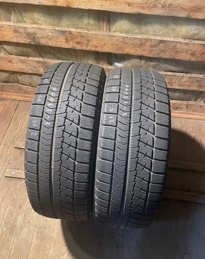 Bridgestone Blizzak VRX 215/55 R17