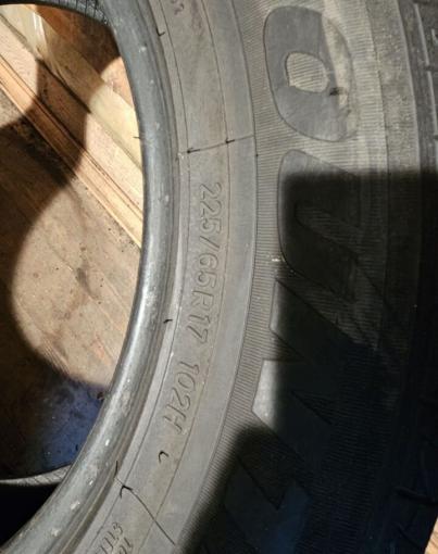 Toyo Open Country U/T 225/65 R17 102H