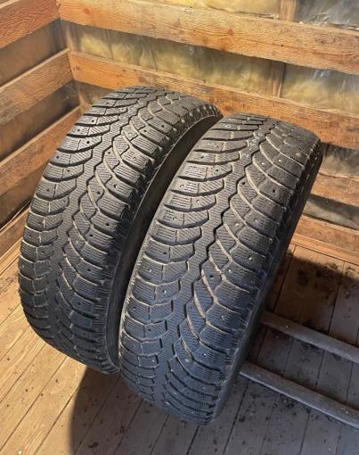 Bridgestone Blizzak Spike-01 235/65 R17