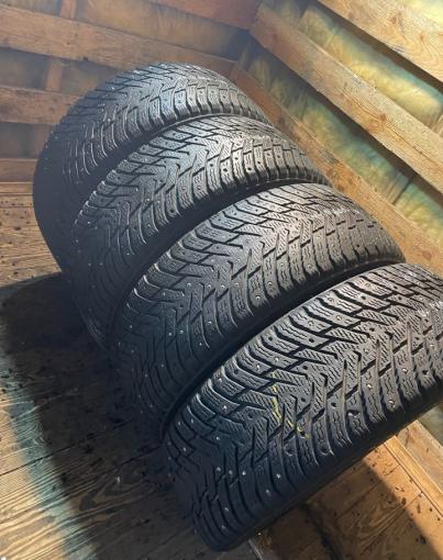 Nokian Tyres Hakkapeliitta 8 215/60 R16