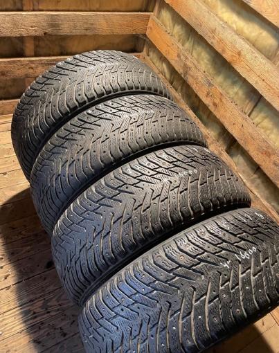 Nokian Tyres Hakkapeliitta 8 225/55 R17