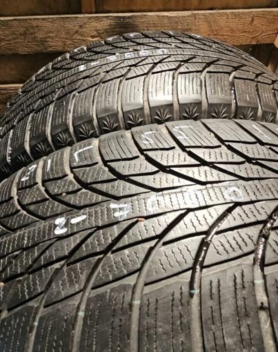 Kumho WinterCraft Ice Wi51 215/55 R17