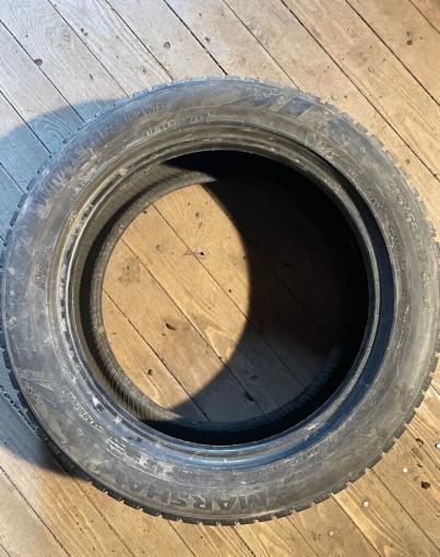 Marshal WinterCraft Ice WI31 215/55 R17