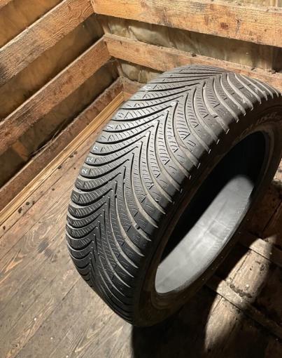 Kumho Solus 4S HA32 225/45 R18