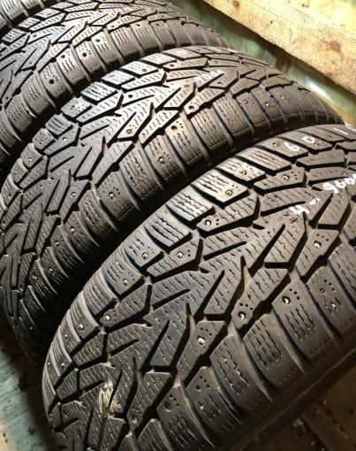 Nokian Tyres Hakkapeliitta 7 215/60 R16