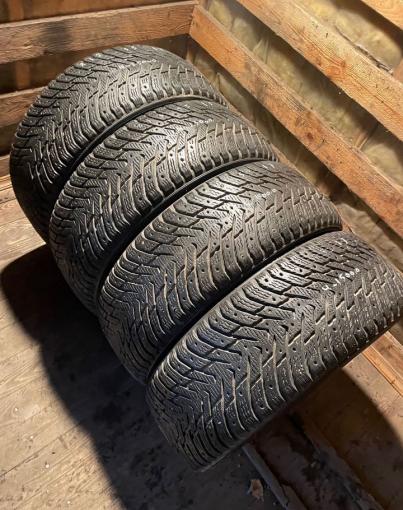 Nokian Tyres Hakkapeliitta 8 215/55 R17