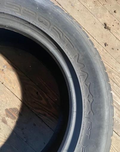 Dunlop Sport Maxx RT 235/55 R17