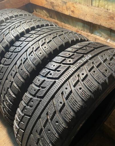 Kumho I&#39;Zen KW22 205/55 R16