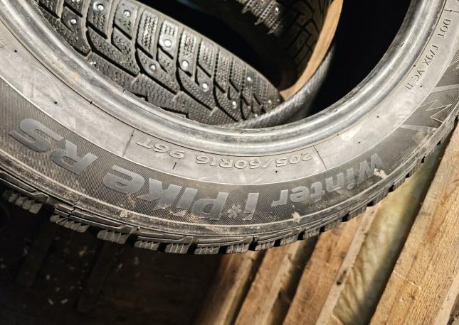 Hankook Winter I&#39;Pike RS W419 205/60 R16