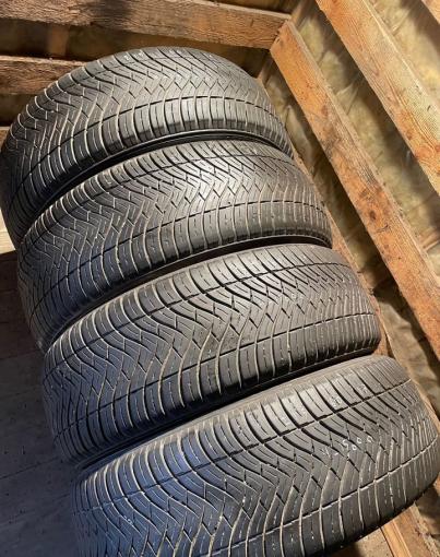Triangle SeasonX TA01 215/60 R17