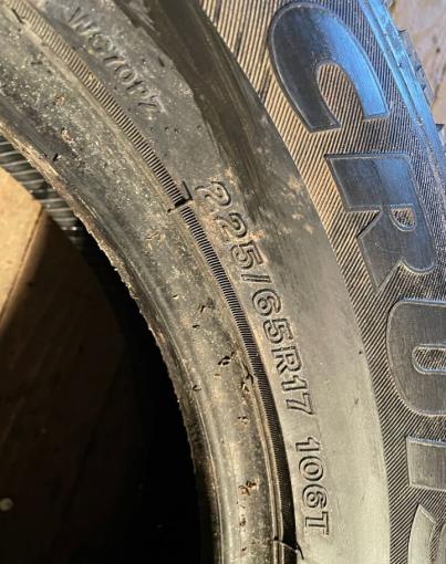 Bridgestone Ice Cruiser 7000 225/65 R17