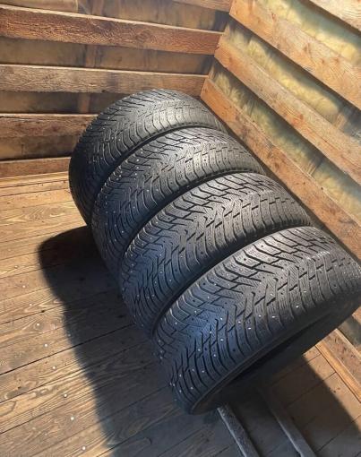 Nokian Tyres Hakkapeliitta 8 235/55 R17