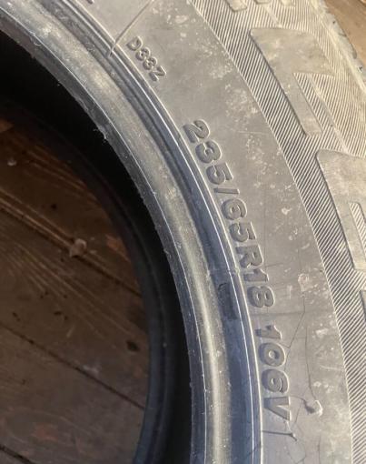 Bridgestone Dueler H/L 33 235/65 R18