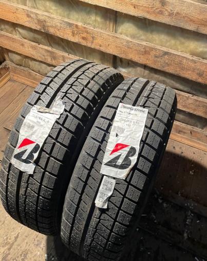 Bridgestone Blizzak Revo GZ 205/65 R16