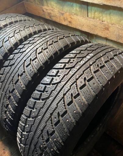 Marshal I&#39;Zen RV Stud KC16 215/70 R16